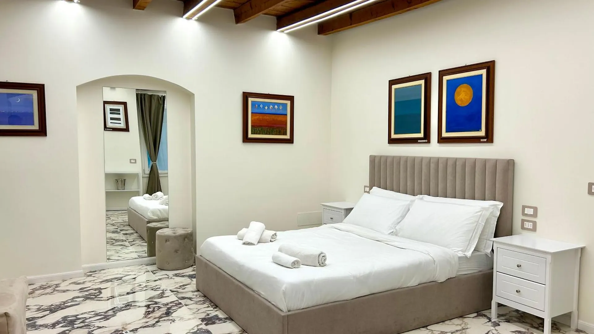 Brera Luxury Apt Milano 0*,