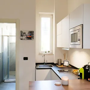 Appartamento 5min A Piedi Life-mico-metro-ac-self Check-in, Milano